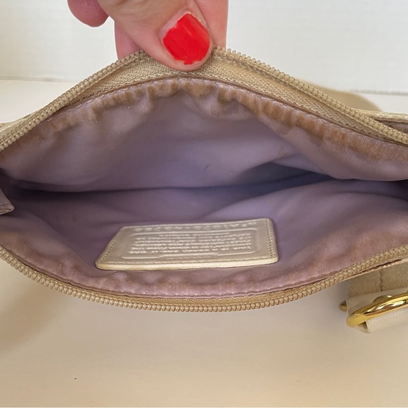 COACH 43758 Waverly Hearts Gold & Khaki PVC Crossbody Swingpack - Picture 9 of 16